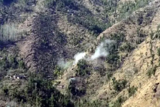 LOC पर भारी गोलाबारी में लांस नायक शहीद, 15 नागरिकों की मौत 